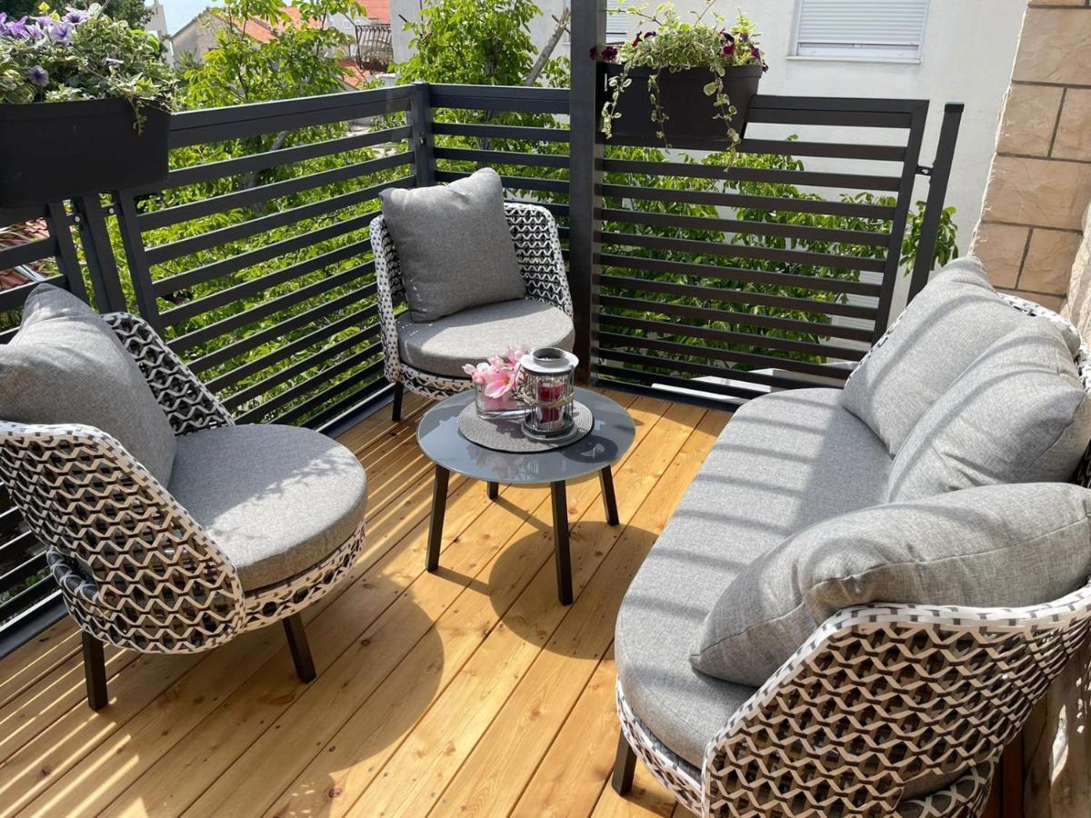 Villa Jadranka Apartments Tučepi Eksteriør billede