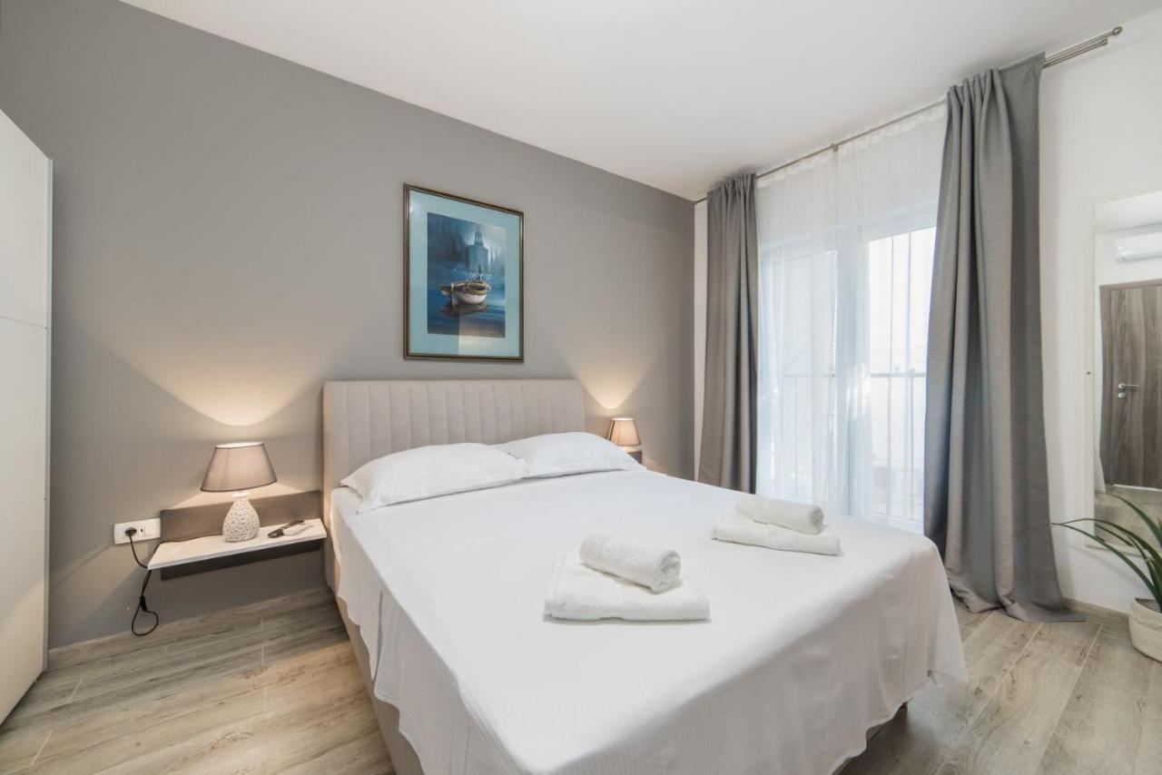 Villa Jadranka Apartments Tučepi Eksteriør billede