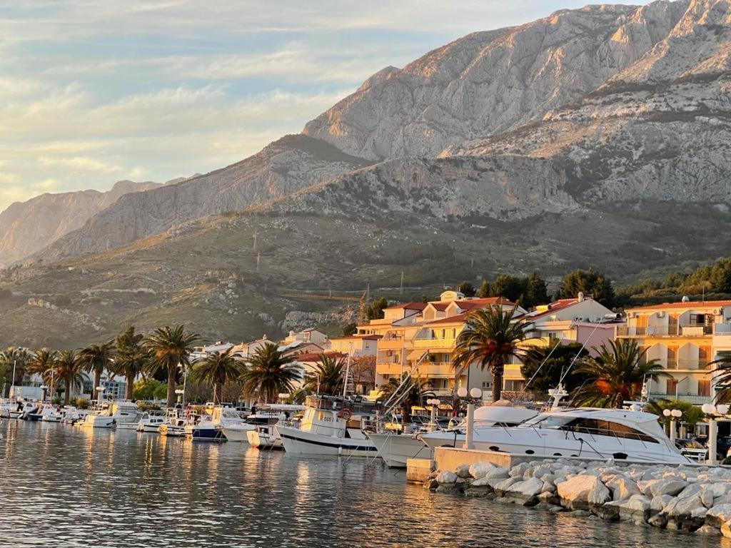Villa Jadranka Apartments Tučepi Eksteriør billede